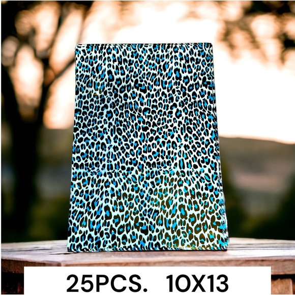 25 10X13 Poly Mailers Blue Leopard, Shipping Envelopes PRICE IS FIRM - Picture 3 of 3